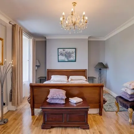 Victorian House City Centre Villa