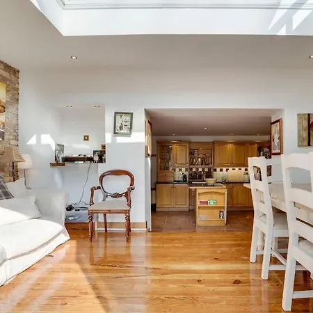 Villa Victorian House City Centre Dublin